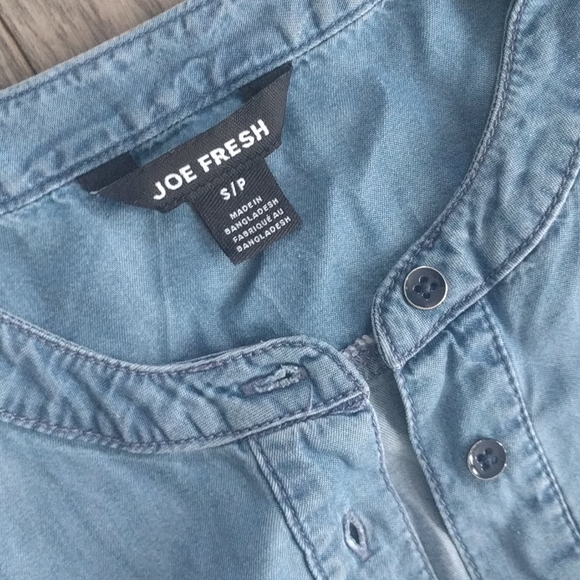 Beautiful denim dress by Joe Fresh 🍀 - Picture 9 of 12